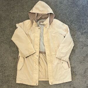 Liz Claiborne Women’s tan and light brown rain jacket